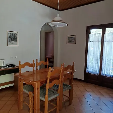 Dimitrakis * Kassiopi